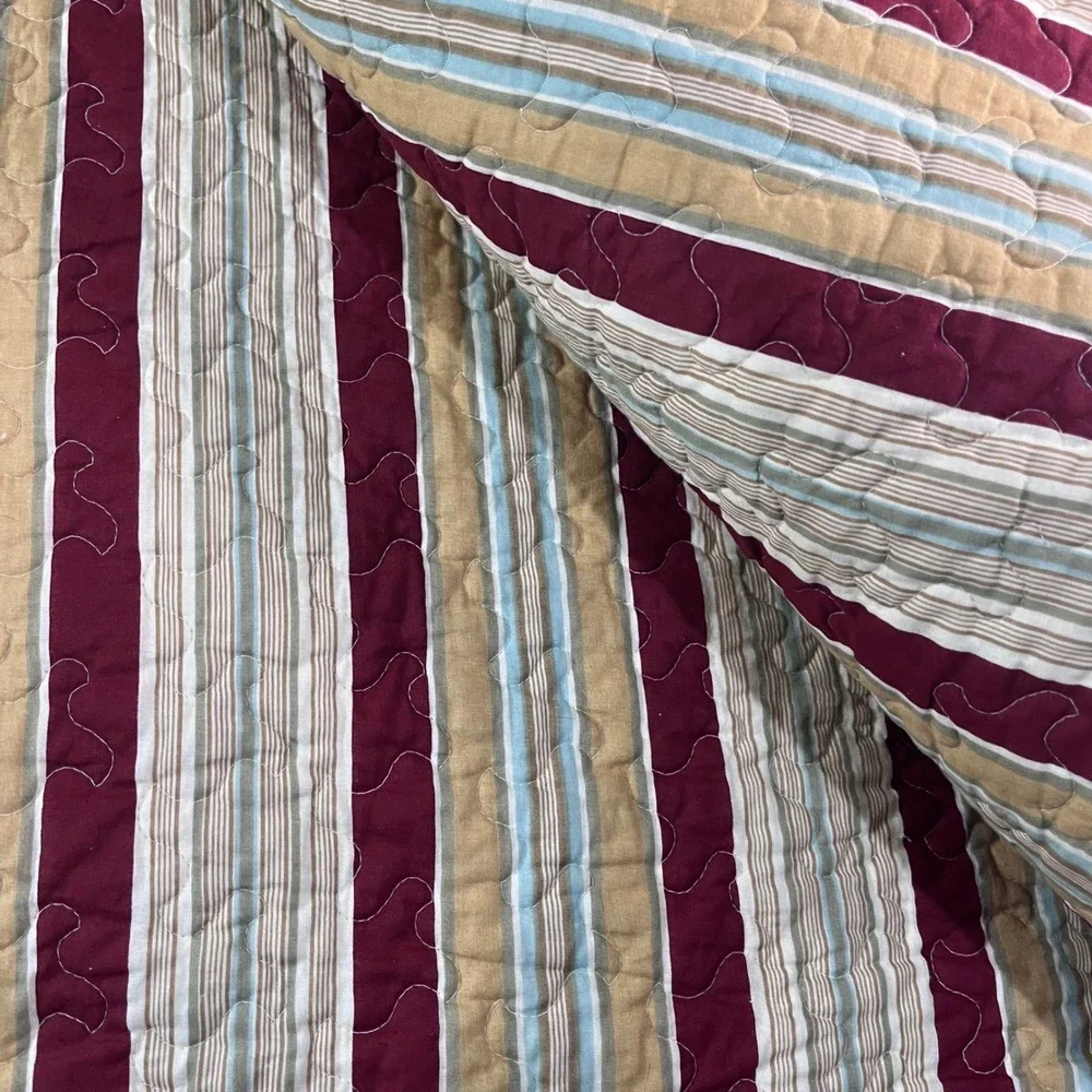 Waverly Charleston Chirp Quilt Set Full/Queen Cream Burgundy Floral Bird Rev